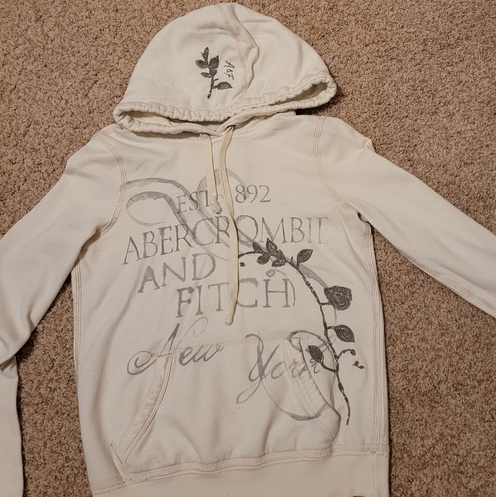 Abercrombie white sweatshirt SzS